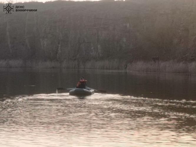 Новини Вінниці - фото з Трагедія на гранітному кар'єрі: один юнак загинув, інший — у лікарні