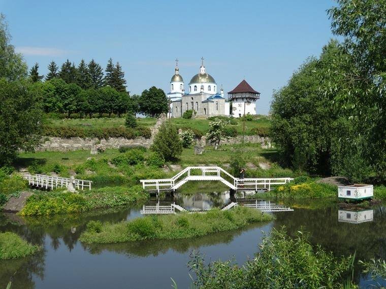 Новини Вінниці - фото з Скандал навколо Буші: на аукціоні продали історичний шмат гори, люди – встали на захист