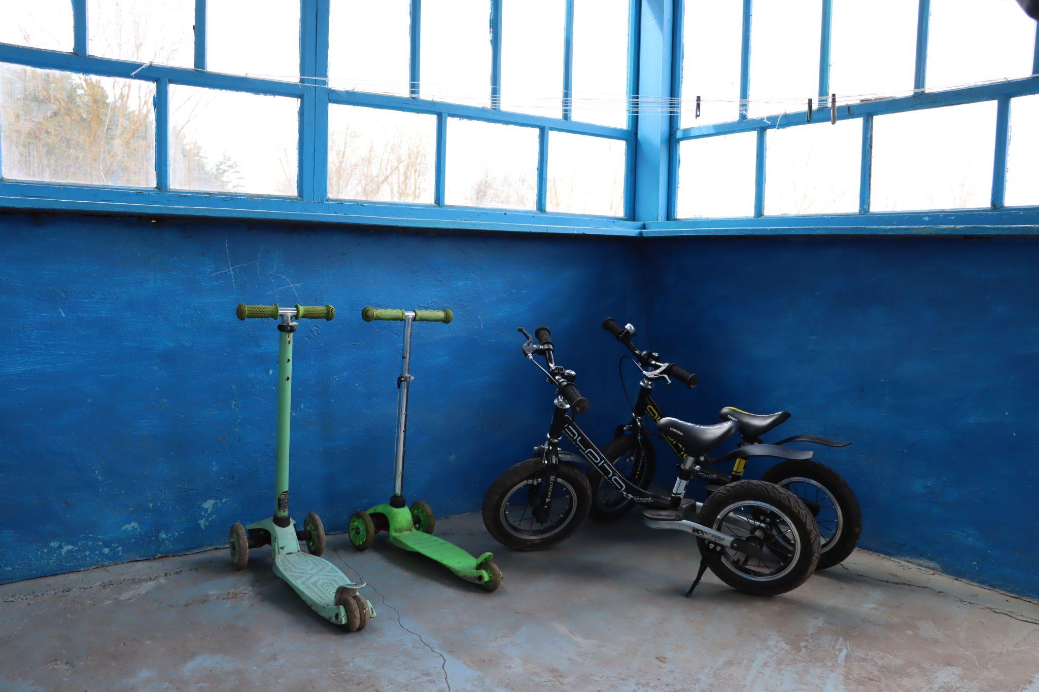 Новини Тернополя - фото з Як отець Філюк та мешканці села Шушківці відновили покинуті хати для переселенців. Репортаж