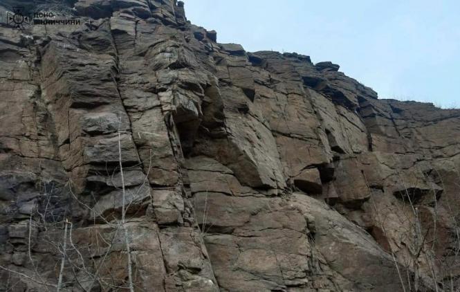 Новини Вінниці - фото з Трагедія на гранітному кар'єрі: один юнак загинув, інший — у лікарні