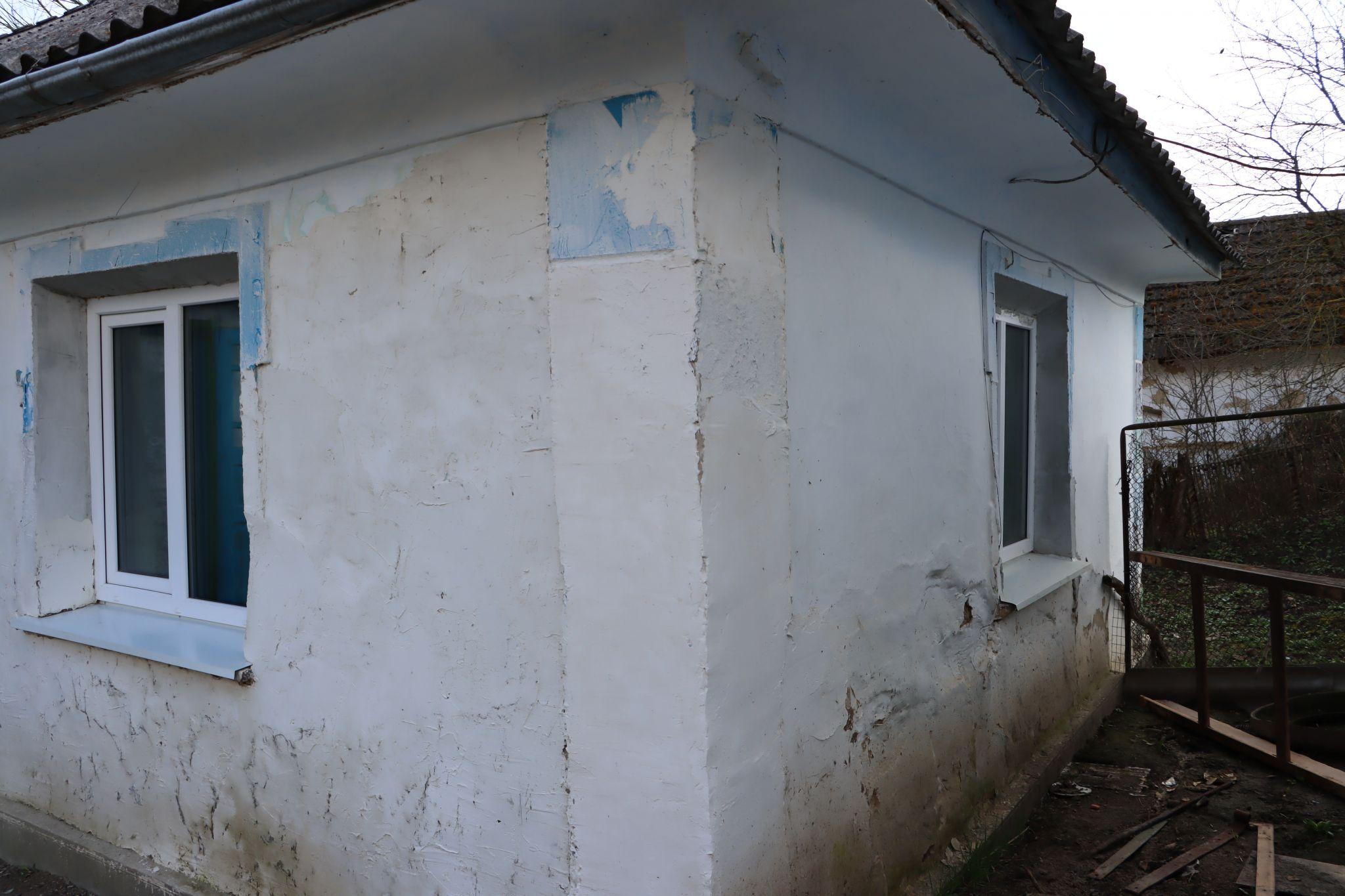 Новини Тернополя - фото з Як отець Філюк та мешканці села Шушківці відновили покинуті хати для переселенців. Репортаж