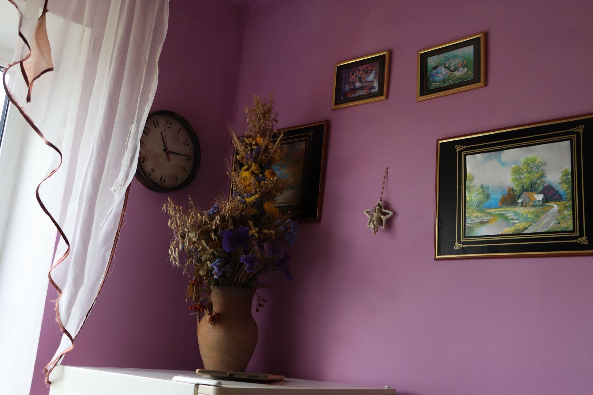 Новини Тернополя - фото з Як отець Філюк та мешканці села Шушківці відновили покинуті хати для переселенців. Репортаж