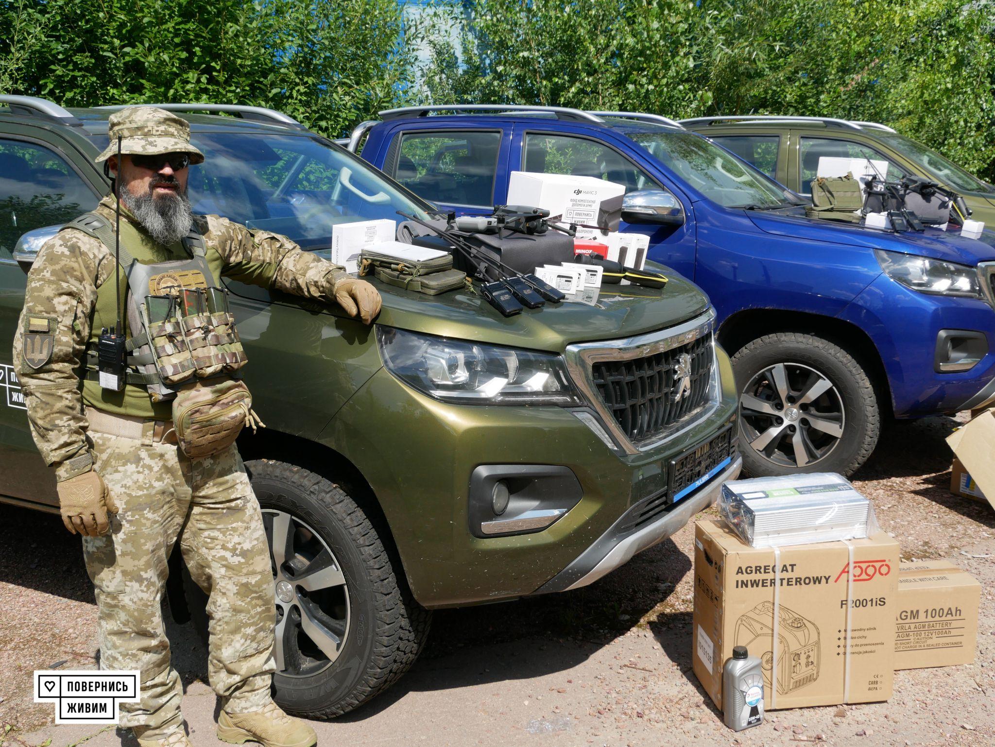 Новини Житомира - фото з 115-та житомирська бригада ТрО отримала розвідувально-ударний комплекс зі 120-мм мінометами від «Повернись живим»