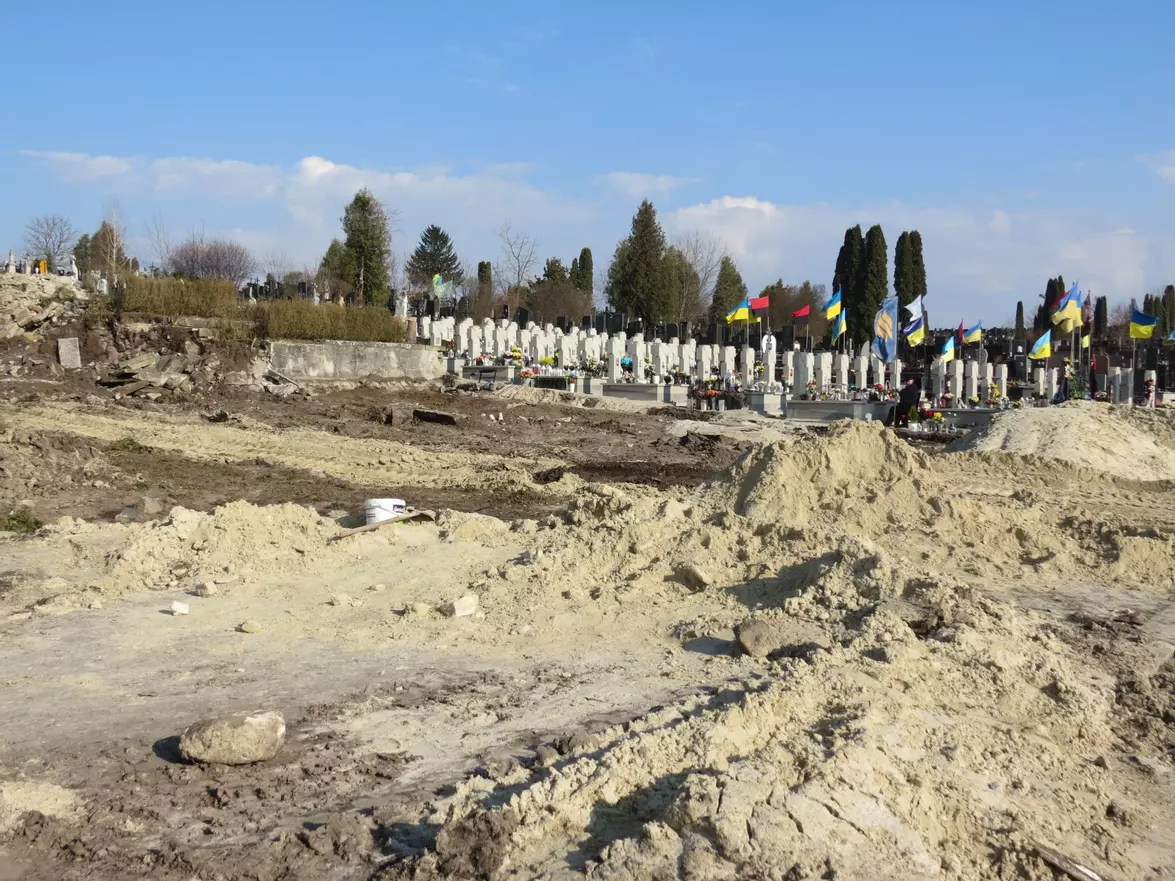 Новини Тернополя - фото з «Ми зробимо так, як хочемо»: родина Стадників просить суд визнати незаконним облаштування «Пантеону Героїв»