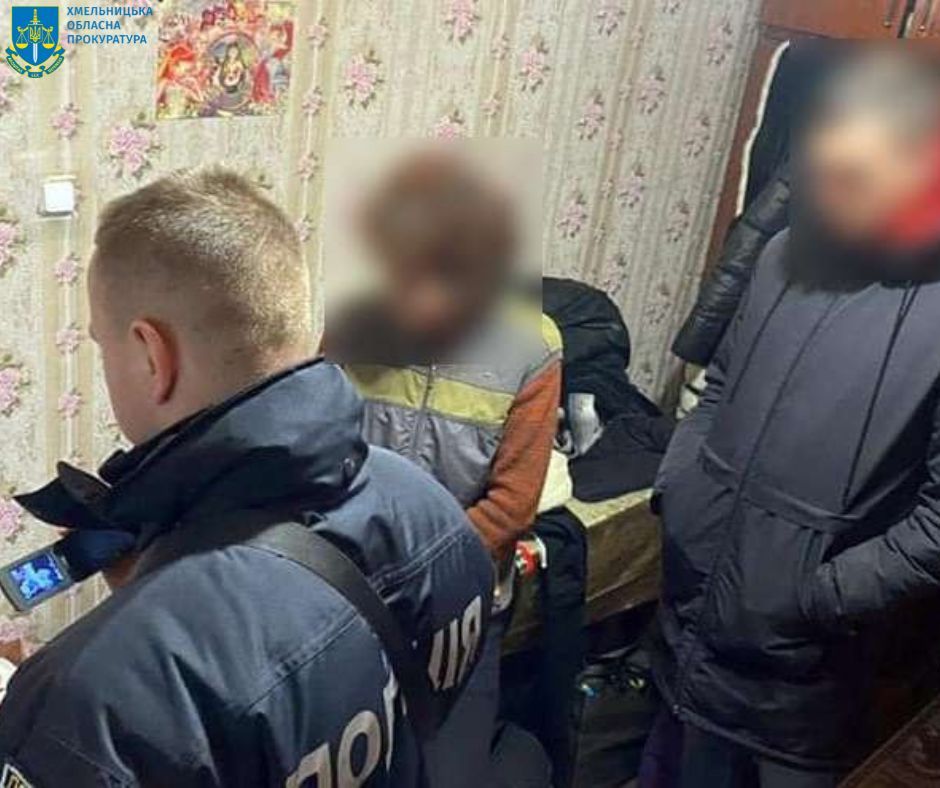 Новини Хмельницького - фото з Поштарка на Хмельниччині привласнювала гроші, сплачені за комунальні