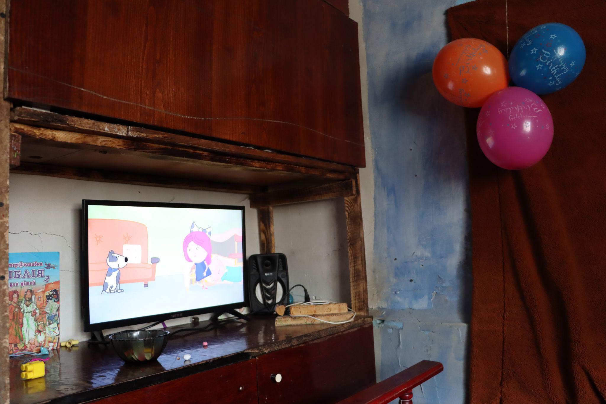 Новини Тернополя - фото з Як отець Філюк та мешканці села Шушківці відновили покинуті хати для переселенців. Репортаж