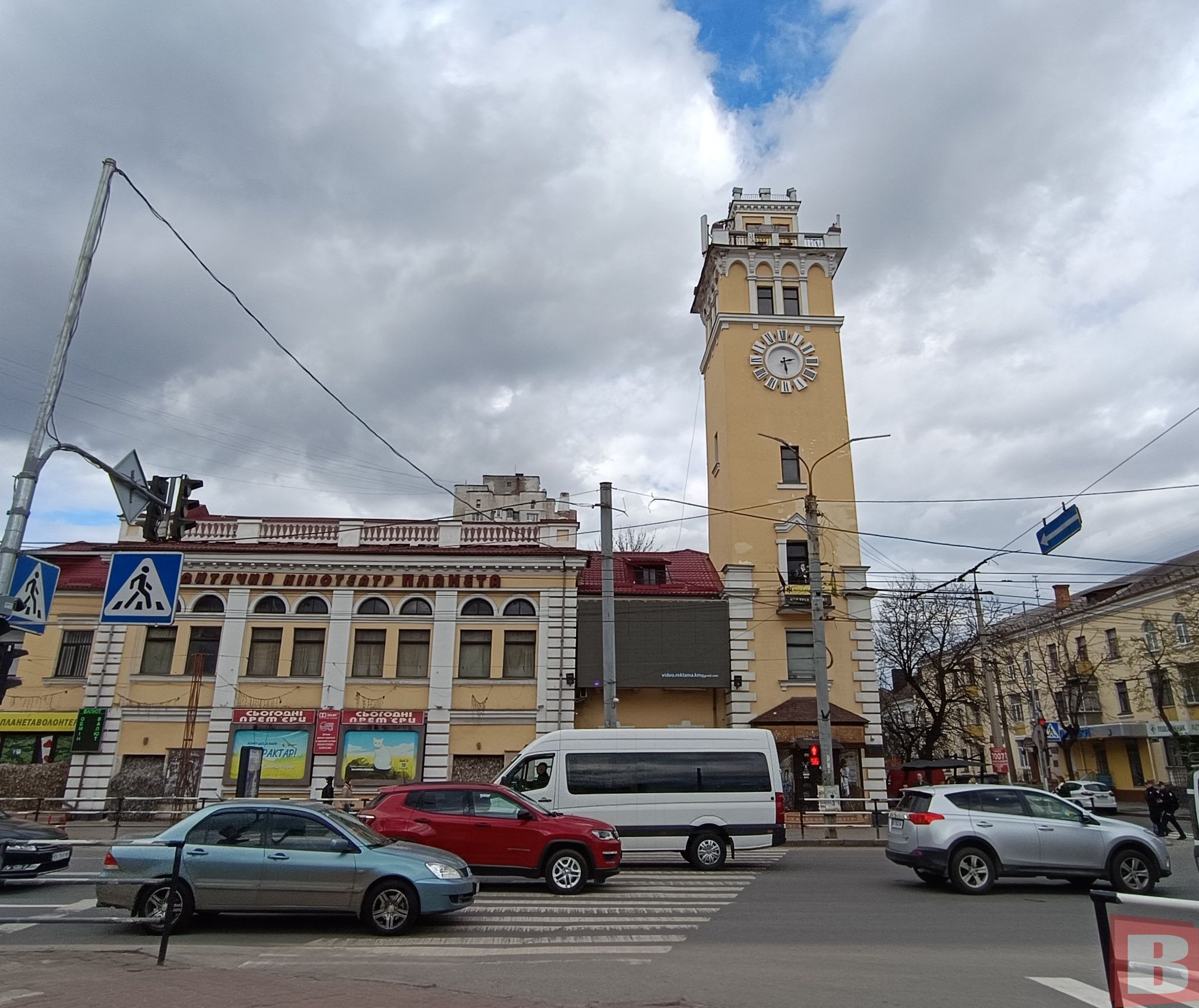 Новини Хмельницького - фото з Аварійна «Планета»: як виглядає всередині і що з нею буде далі