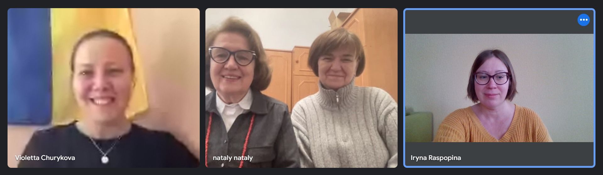 Новини Тернополя - фото з Бабусині зайці: чортків'янки "срібного віку" шиють іграшки, щоб підтримати дітей війни