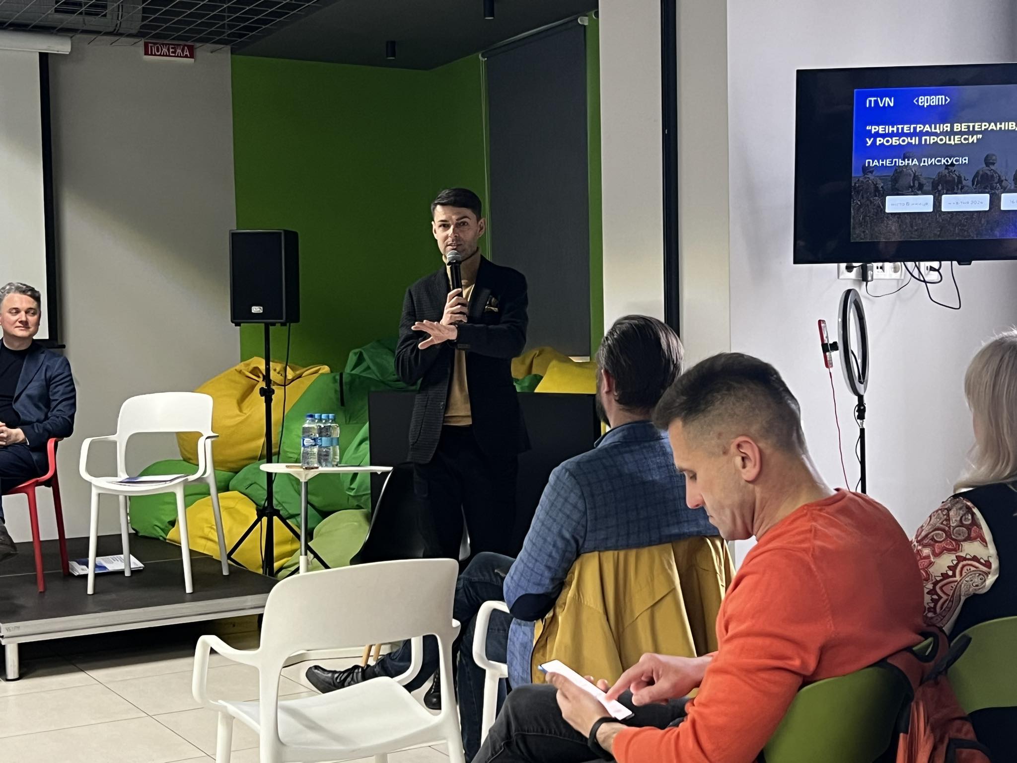 Новини Вінниці - фото з Адаптація ветеранів до роботи в цивільному житті: виклики та досвід сучасного бізнесу