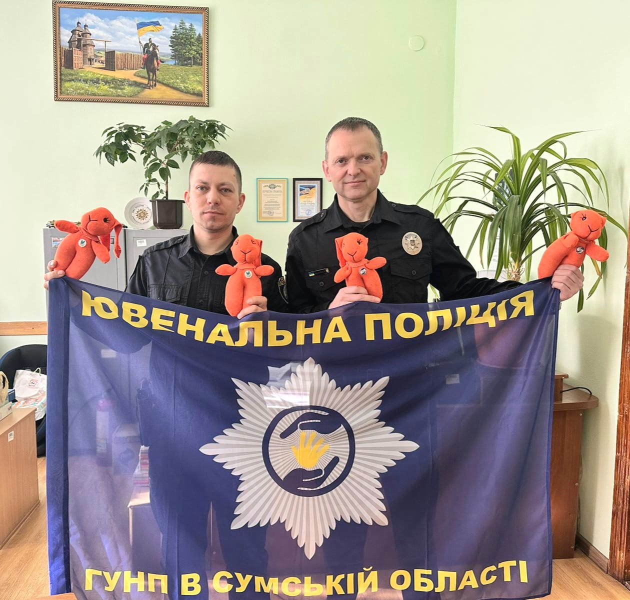 Новини Тернополя - фото з Бабусині зайці: чортків'янки "срібного віку" шиють іграшки, щоб підтримати дітей війни