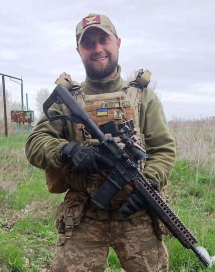 Новини Тернополя - фото з Тернопільщина втратила захисників Ярослава Пелехатого, Олега Мручка, Михайла Тріпника