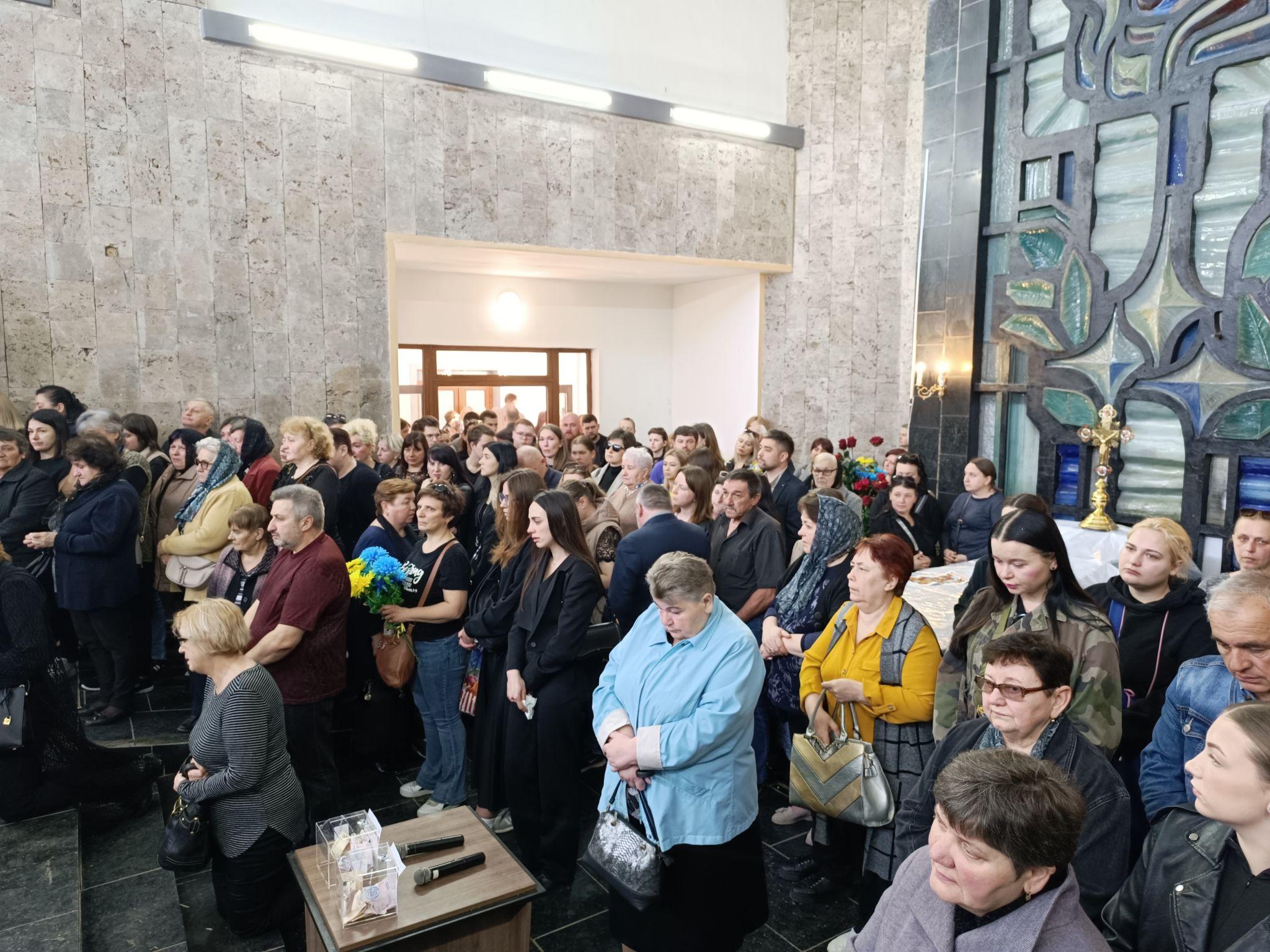 Новини Тернополя - фото з Тернопіль провів у останню путь Сергія Коновала й Тараса Петришина