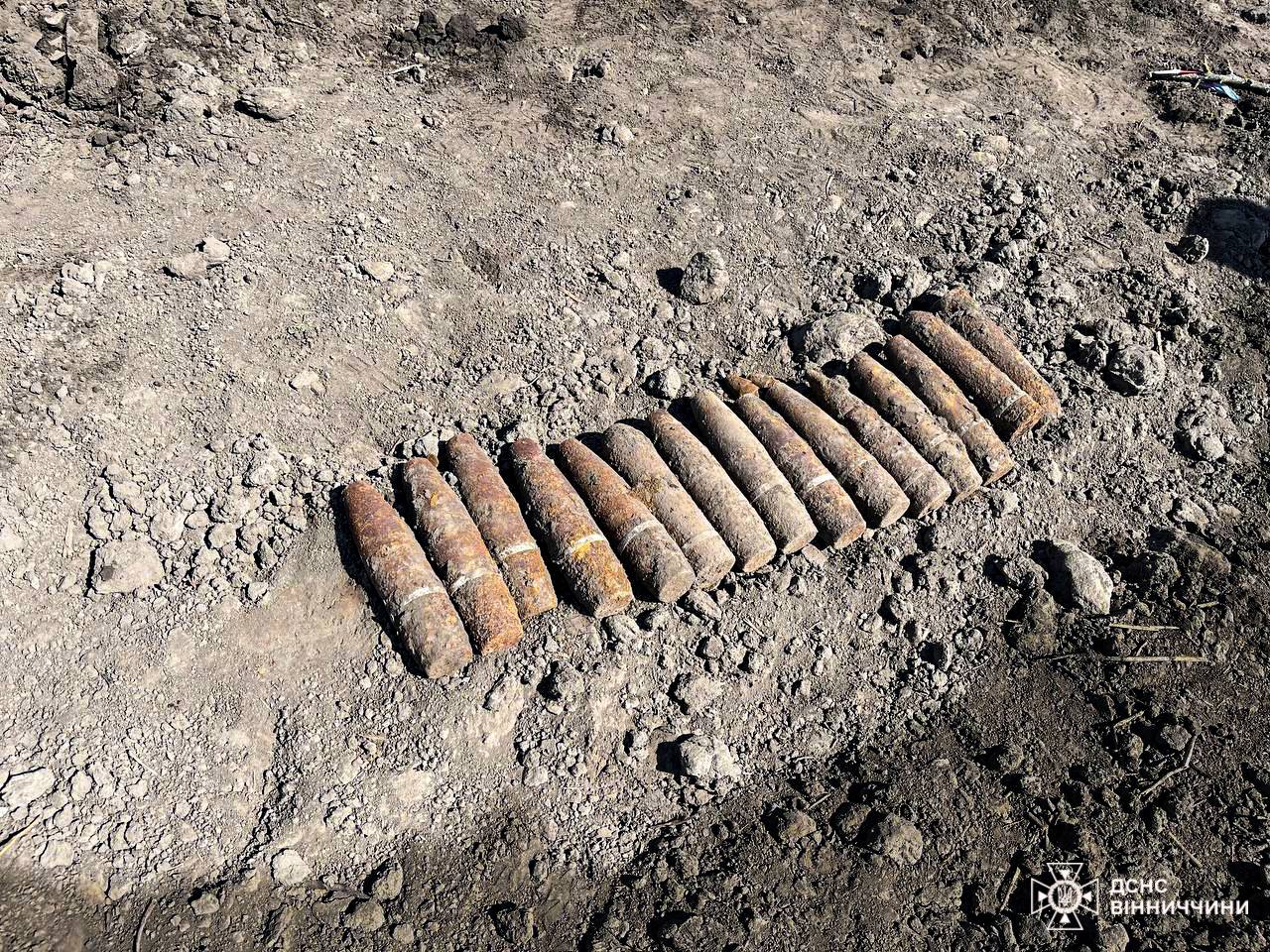 Новини Вінниці - фото з Надзвичайники знищили 16 артилерійських снарядів часів Другої світової війни