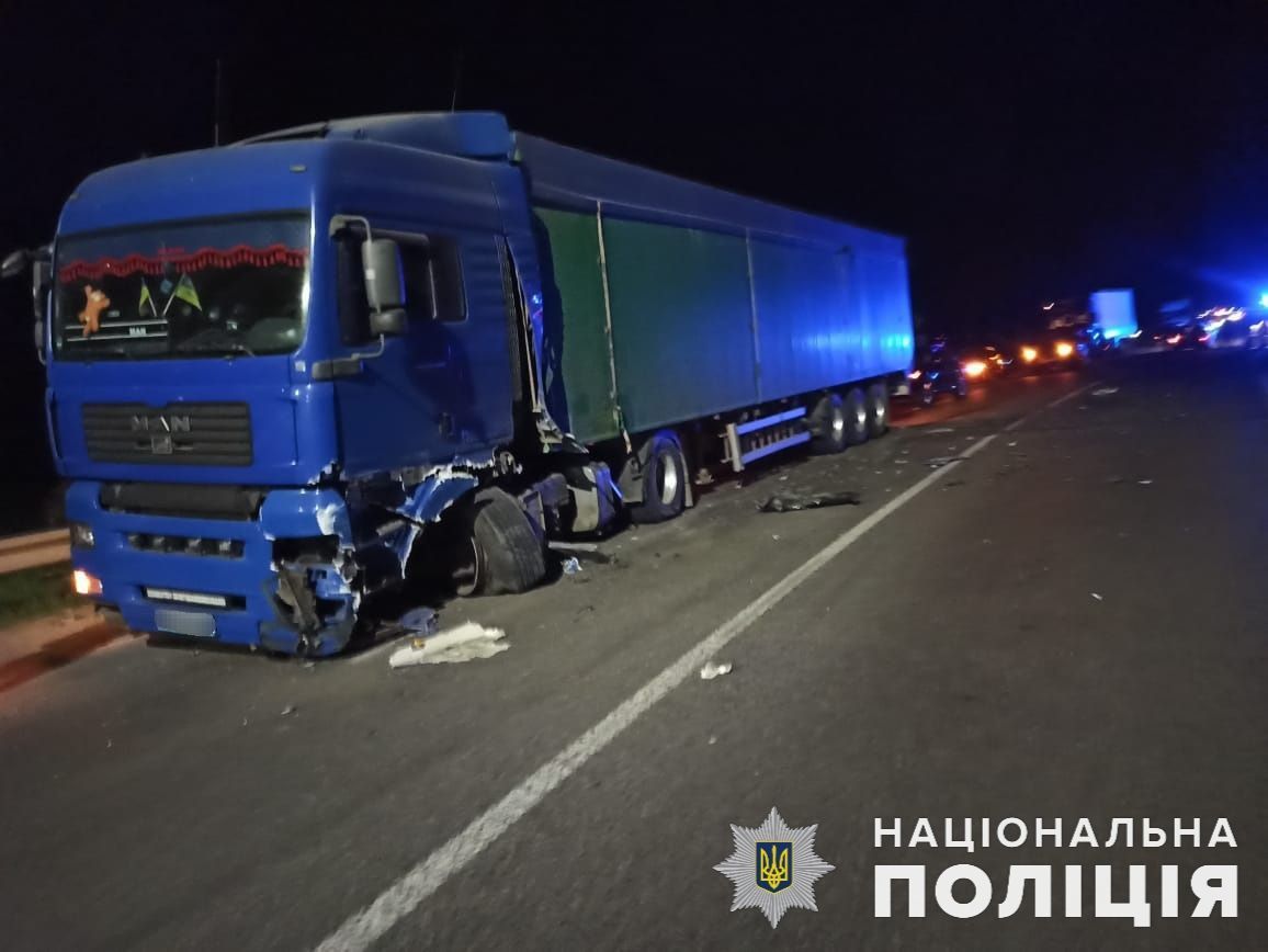 Новини Вінниці - фото з На Вінниччині внаслідок жахливої ДТП загинули троє людей, ще троє травмувалися