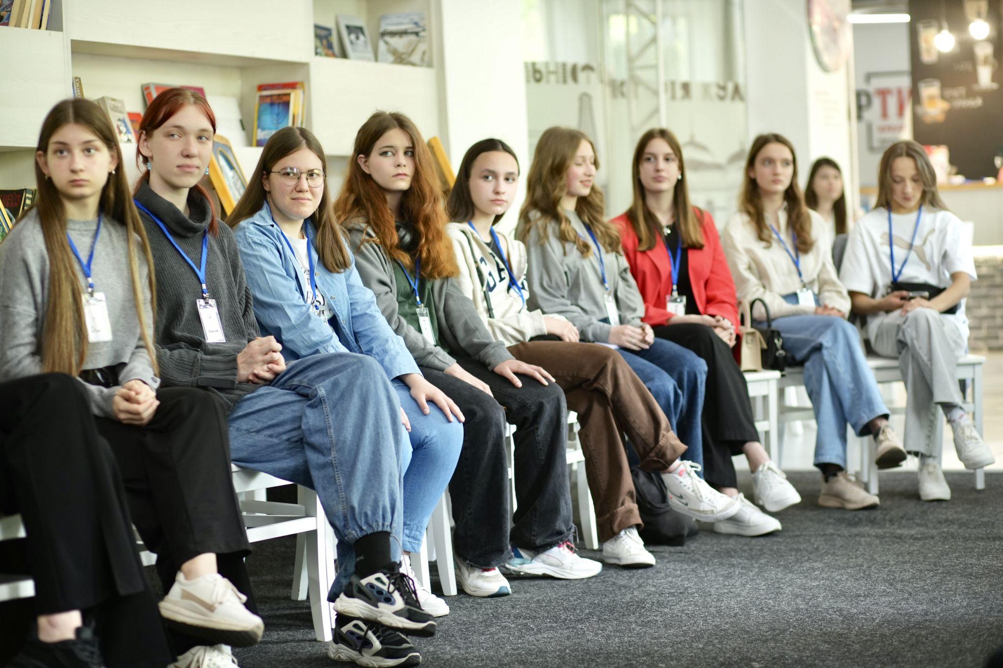 Новини Вінниці - фото з На заході «Професійні обрії» дітям Захисників та Захисниць розповідали про світ діджитал-професій