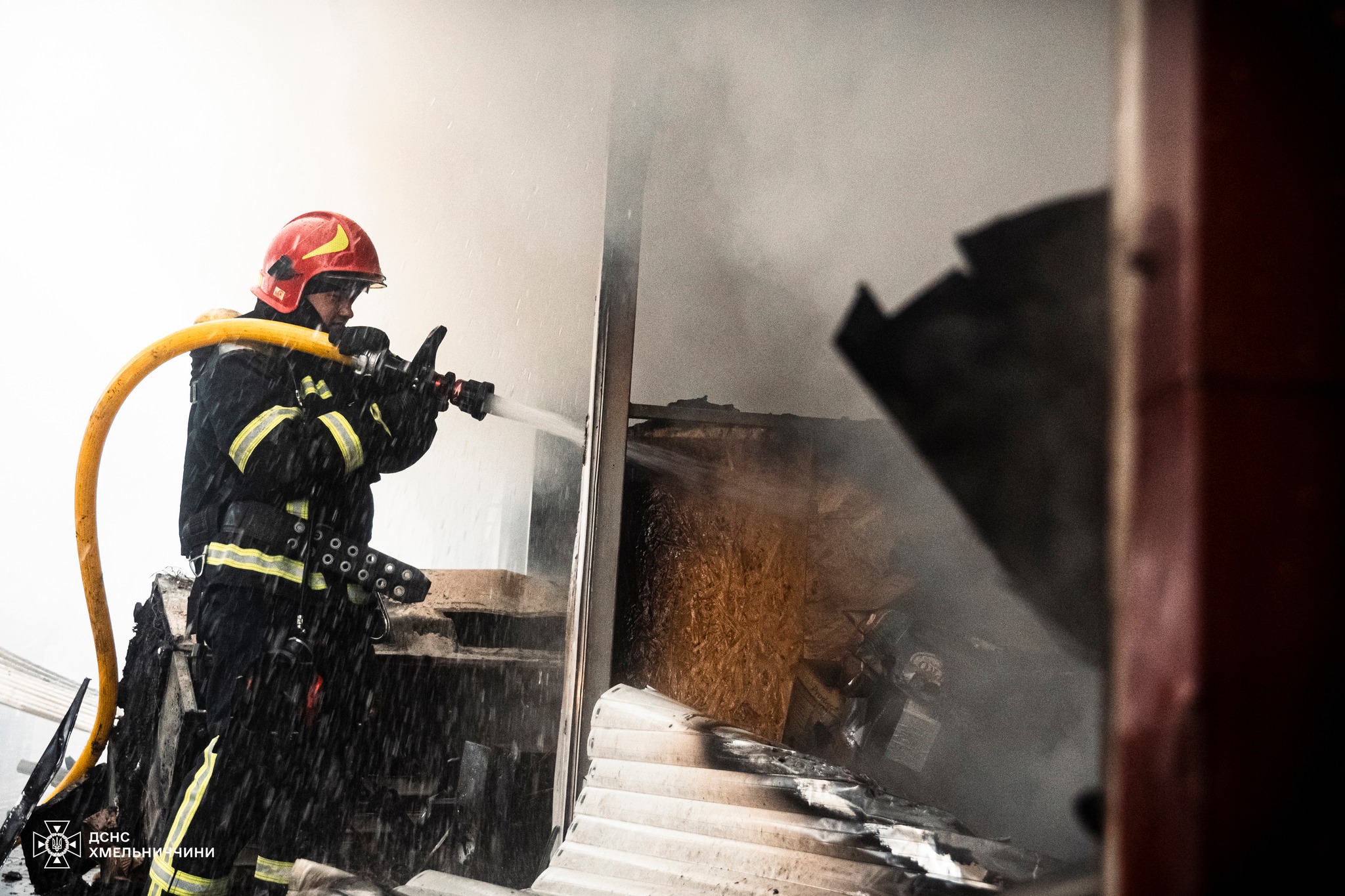 Новини Хмельницького - фото з У Хмельницькому горів центральний продуктовий ринок (ФОТО, ВІДЕО)