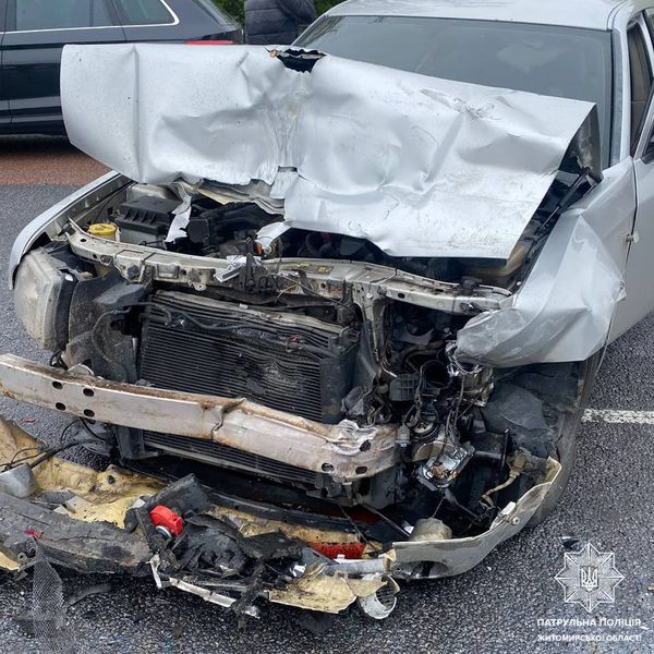 Новини Житомира - фото з Біля Гуйви - ДТП з потерпілими, рух ускладнено