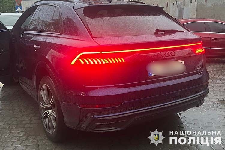 Новини Тернополя - фото з «На гарячому» затримали чоловіка, який за $ 12 000 обіцяв домовитися з ВЛК Тернопільського військкомату