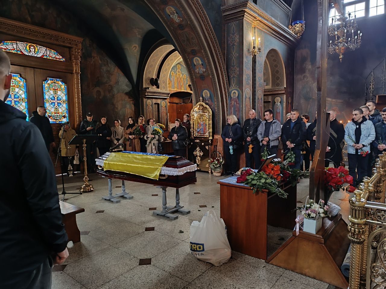 Новини Вінниці - фото з «Небо. Я без нього жити не зможу». Вінниця попрощалась із 23-річним льотчиком, загиблим у бою