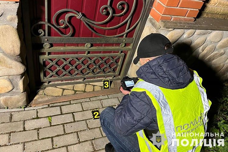 Новини Тернополя - фото з У селі біля Тернополя була стрілянина — 60-річний тернополянин отримав три вогнепальні поранення