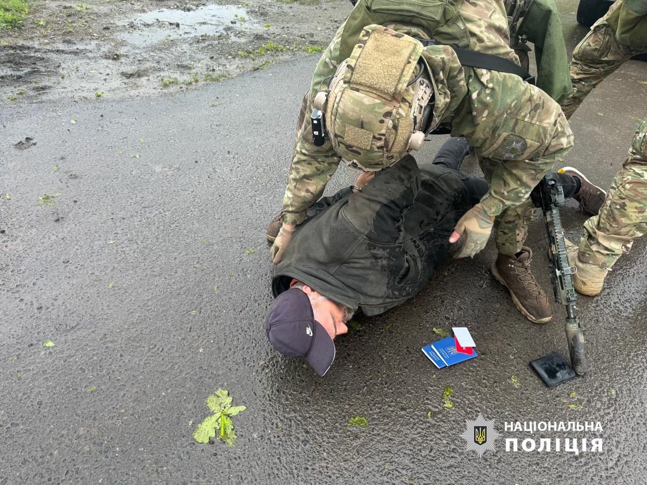 Новини Тернополя - фото з Затримали підозрюваних у вбивстві поліцейського на Вінниччині, їм загрожує довічне ув'язнення
