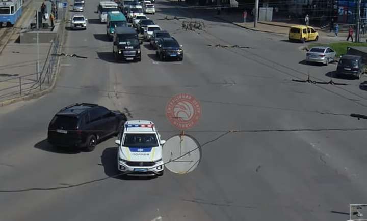 Новини Вінниці - фото з Зустріли траурний кортеж «На щиті»: чого не варто робити, яке може бути покарання