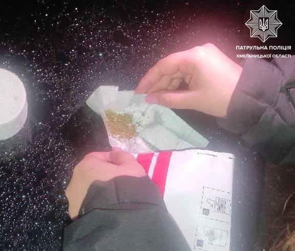 Возможно, это изображение текст «ПАТРУЛЬНА ПАТРУЛЬНАПОЛиЦ ПОЛИЦИЯ хмельницьКой ОБЛАСТИ»