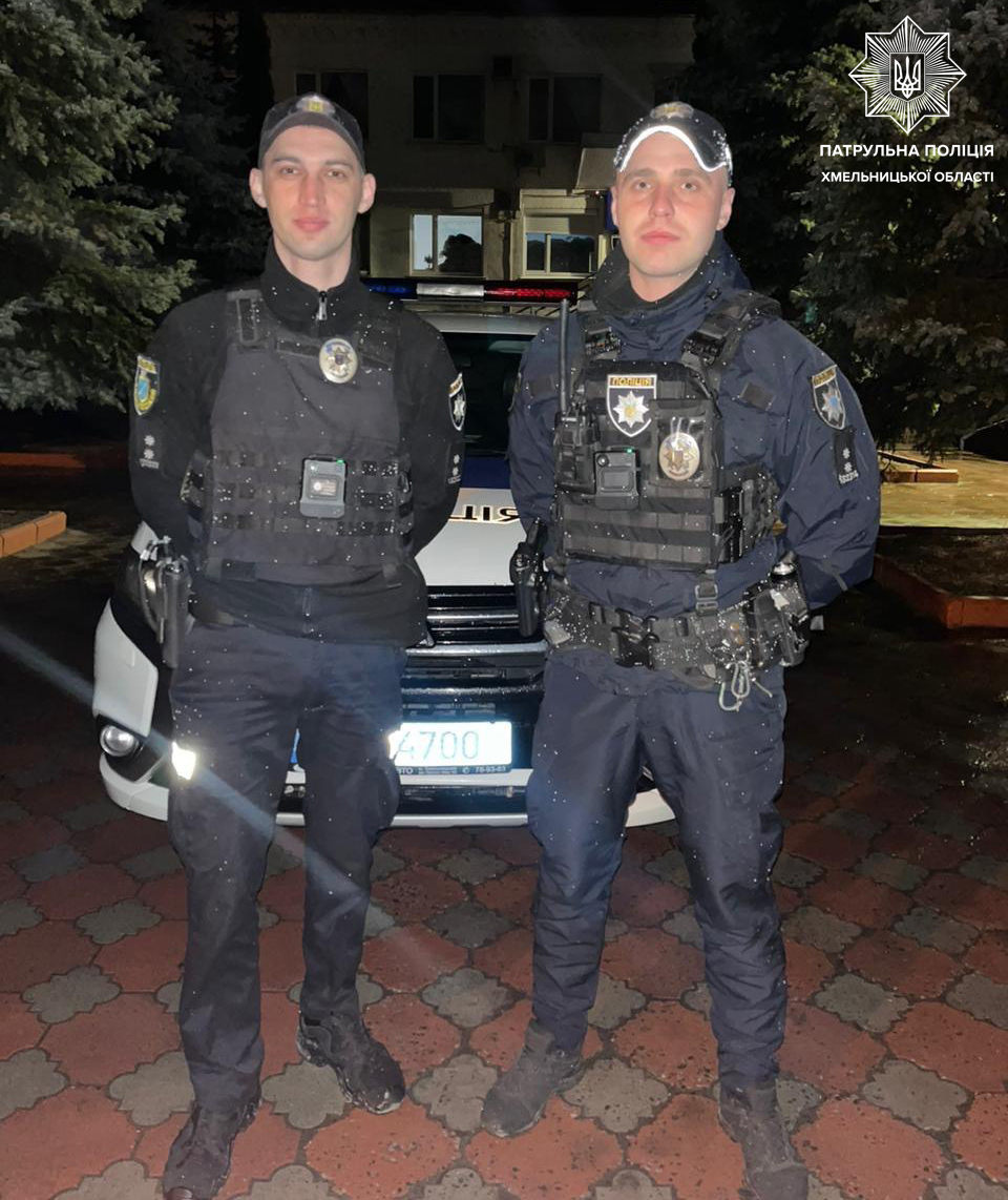 Возможно, это изображение 2 человека и текст