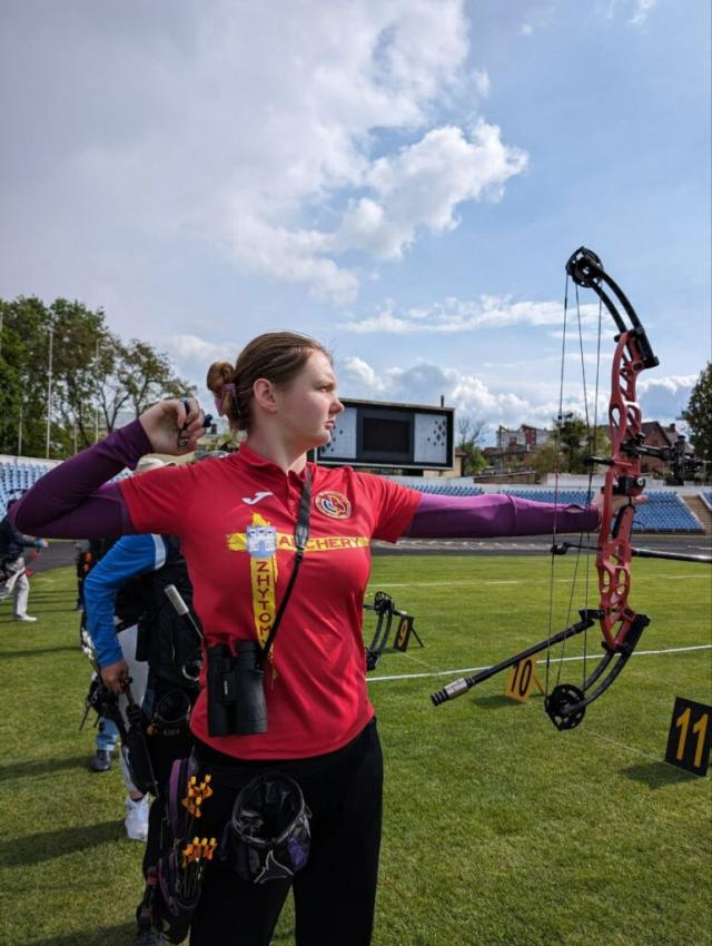 Новини Житомира - фото з Оля Хомутовська виборола срібло на чемпіонаті України зі стрільби з лука