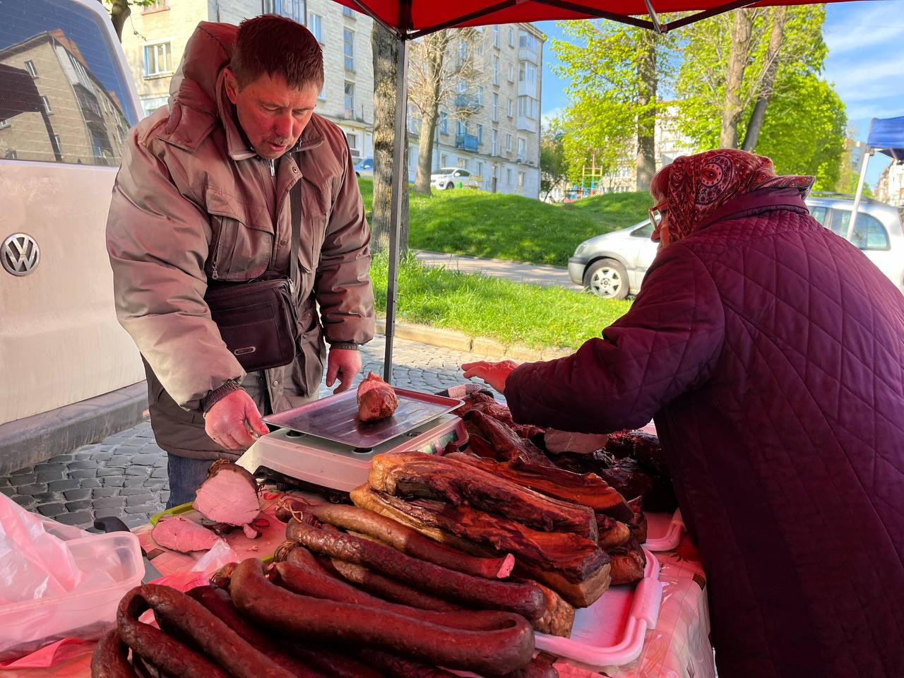 Новини Тернополя - фото з Великодні ярмарки в Тернополі: що та за скільки продають. Перевірили журналісти «20 хвилин»