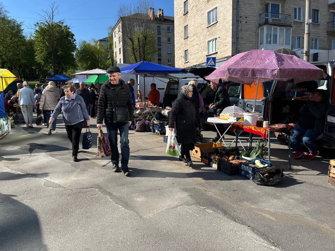 Новини Тернополя - фото з Великодні ярмарки в Тернополі: що та за скільки продають. Перевірили журналісти «20 хвилин»