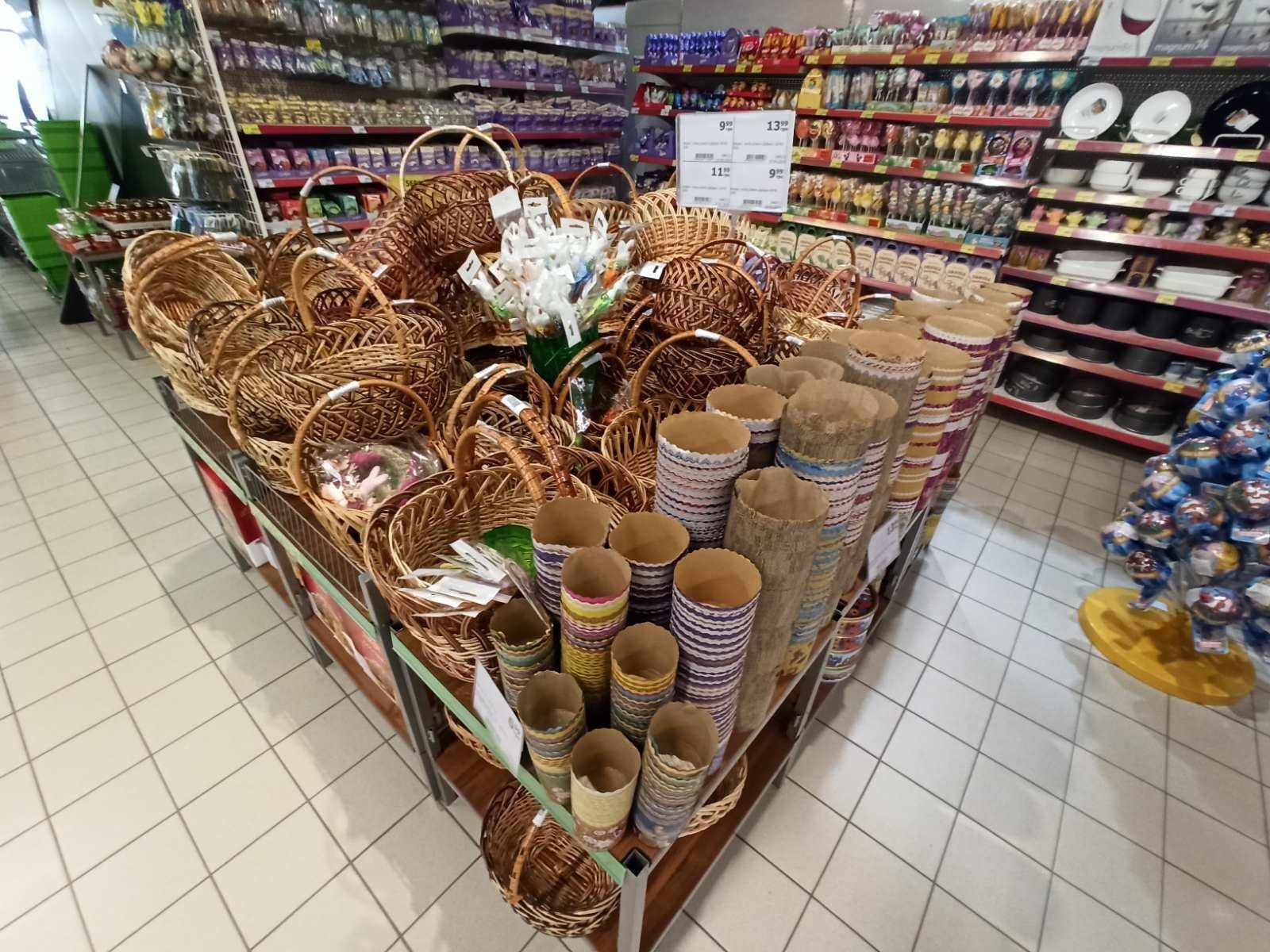 Новини Тернополя - фото з Скільки коштує великодня атрибутика у магазинах та супермаркетах Тернополя