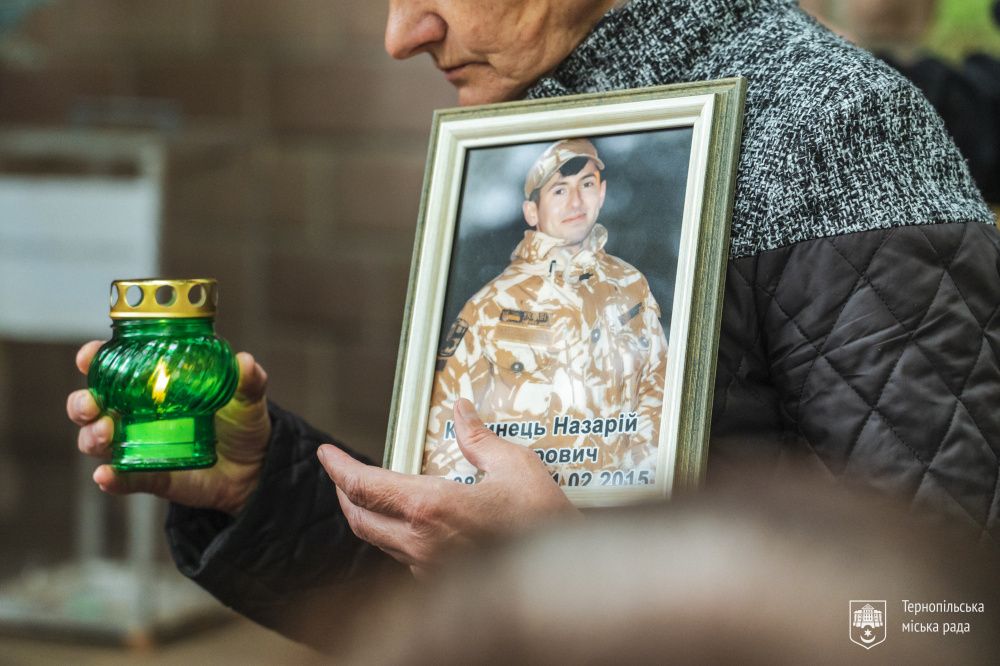Новини Тернополя - фото з У Зарваниці відбулася Проща родин загиблих Героїв