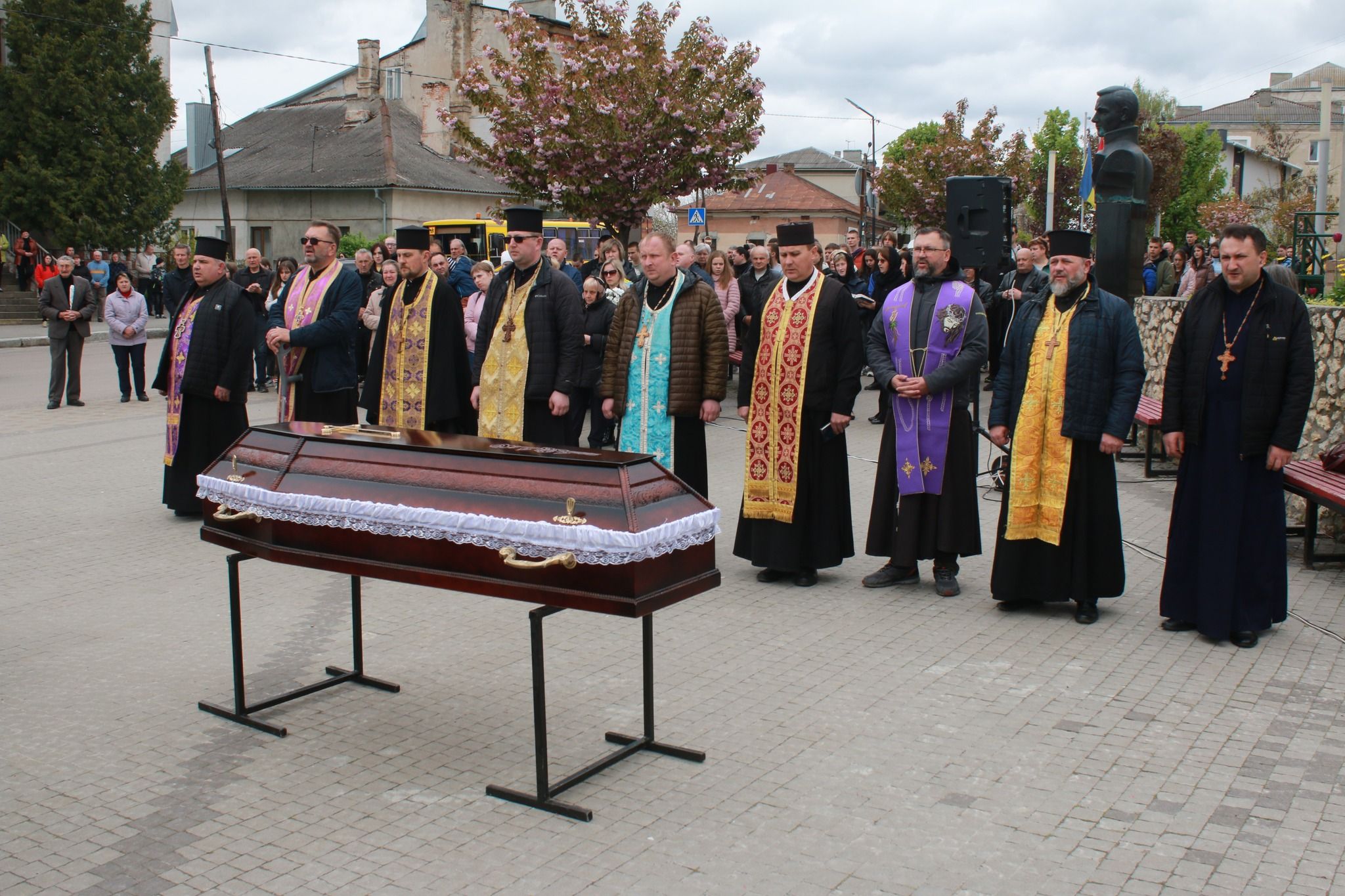 Новини Тернополя - фото з Виборював перемогу для наших дітей: у Збаражі попрощались з Героєм Ігорем Войцеховським