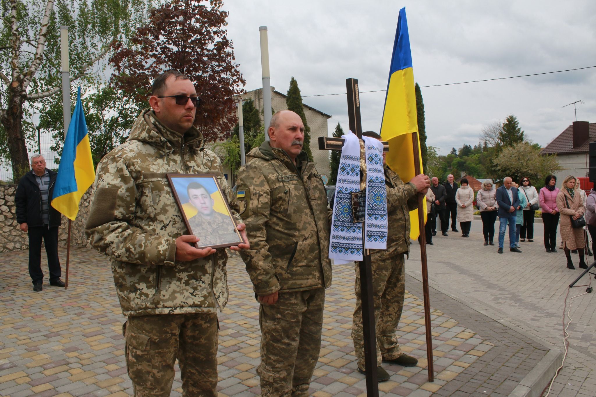 Новини Тернополя - фото з Виборював перемогу для наших дітей: у Збаражі попрощались з Героєм Ігорем Войцеховським