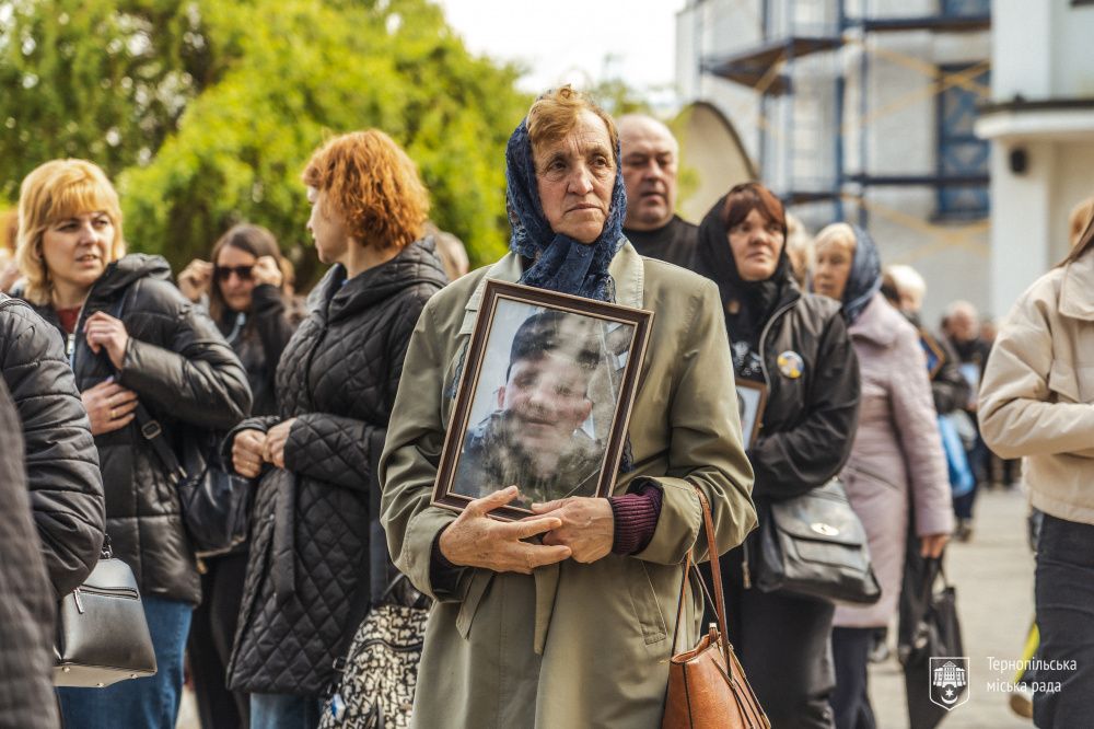 Новини Тернополя - фото з У Зарваниці відбулася Проща родин загиблих Героїв