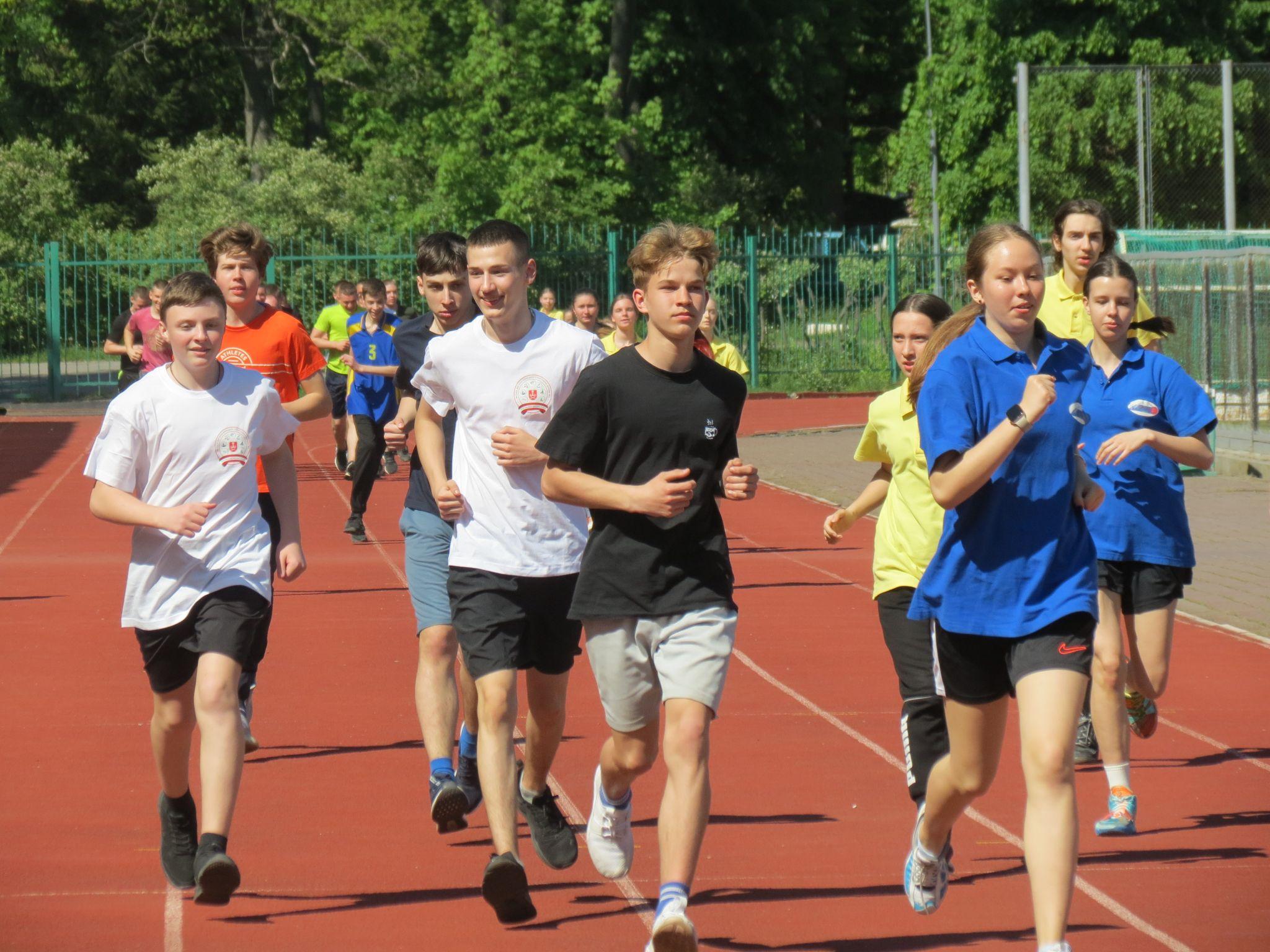 Новини Вінниці - фото з На благодійному забігу у Вінниці збирали кошти на квадракоптер