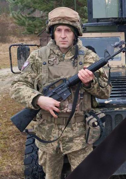 Новини Тернополя - фото з У Тернополі «на щиті» проводжають трьох загиблих героїв