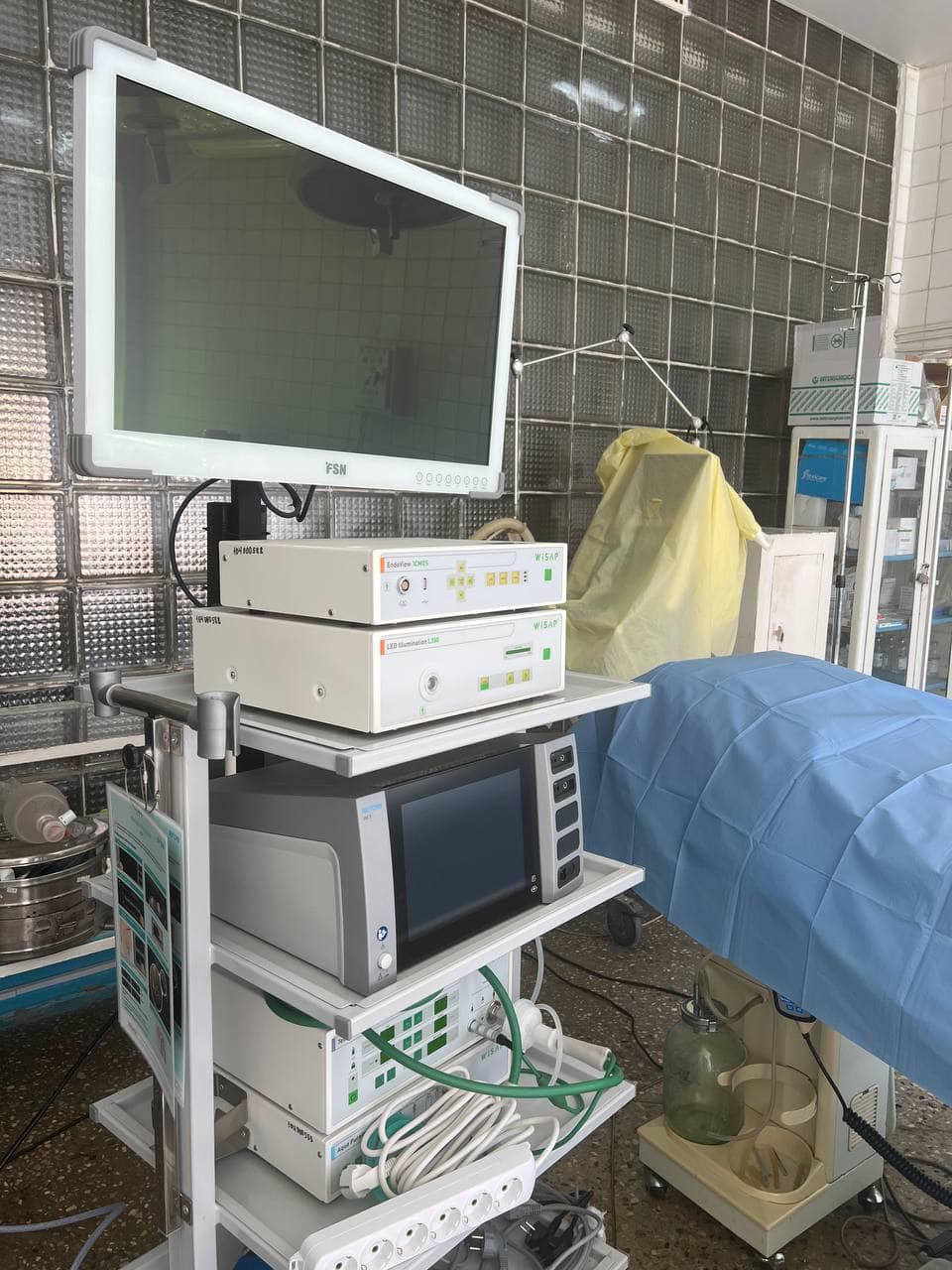 На зображенні може бути: лікарня та текст