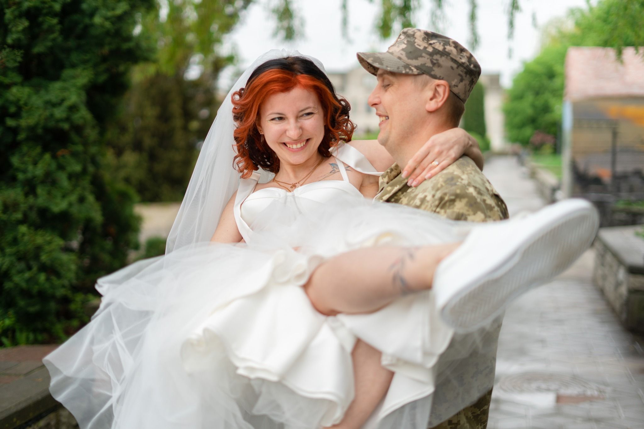 Новини Вінниці - фото з Наречений і наречена пройшли випробування обстрілами. Який подарунок хотіли б з нагоди одруження?