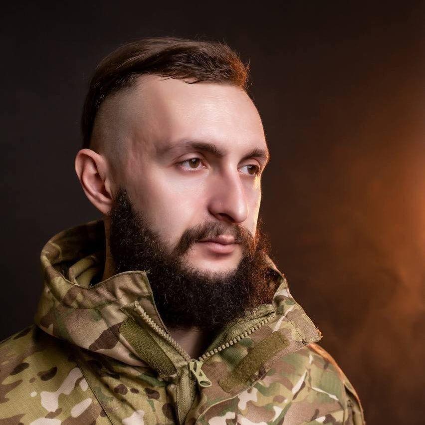 Новини Вінниці - фото з Максим Гребельський з Літина отримав медаль «Захиснику України» від Головкома ЗСУ