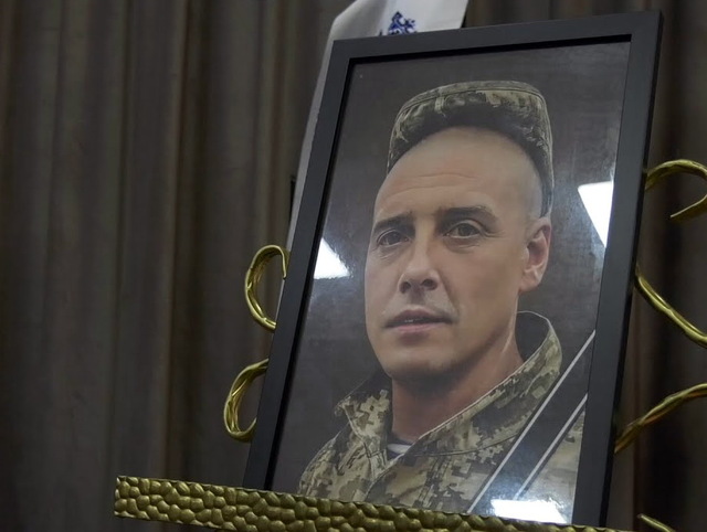 Новини Хмельницького - фото з У Хмельницькому попрощалися із загиблими воїнами Станіславом Комарніцьким та Ігорем Назарчуком