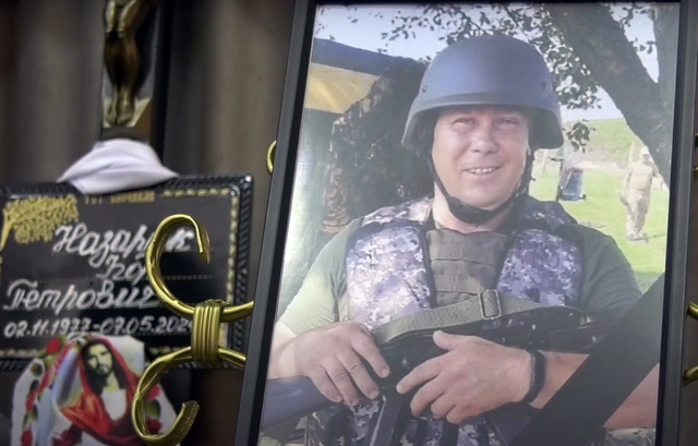 Новини Хмельницького - фото з У Хмельницькому попрощалися із загиблими воїнами Станіславом Комарніцьким та Ігорем Назарчуком