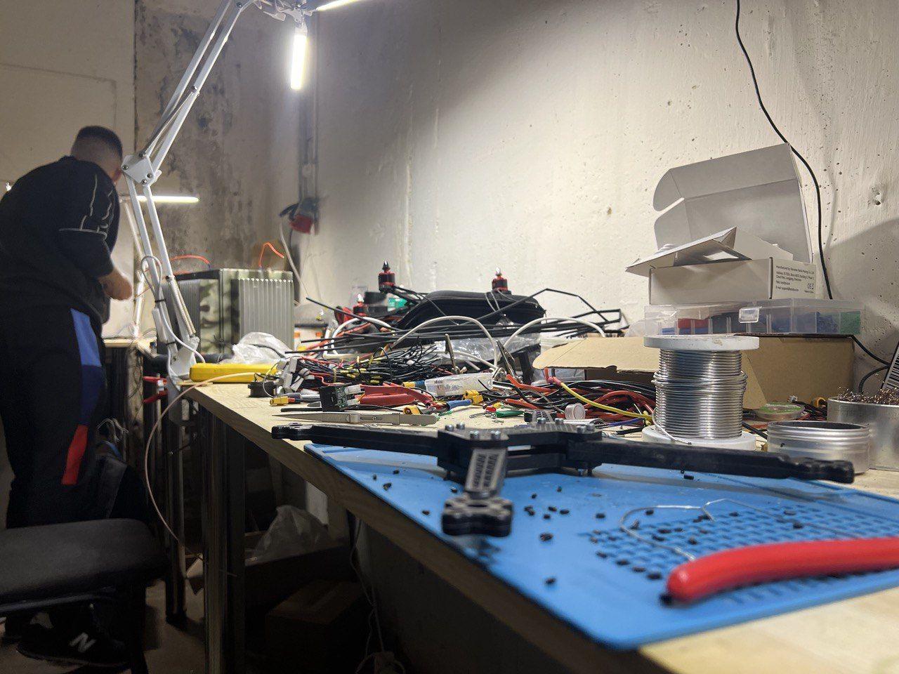 Новини Вінниці - фото з «Ми зробили повністю автономні дрони»: вінницькі розробники підняли в повітря свій перший рій з FPV