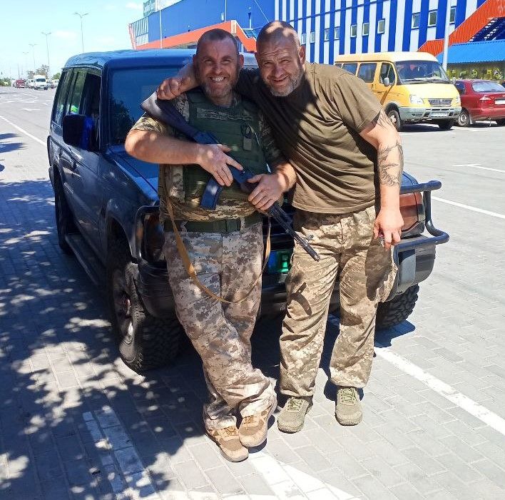 Новини Вінниці - фото з «Хлопці, якщо це станеться, поховайте мене біля Миколи». Донечка просить присвоїти татові Героя України