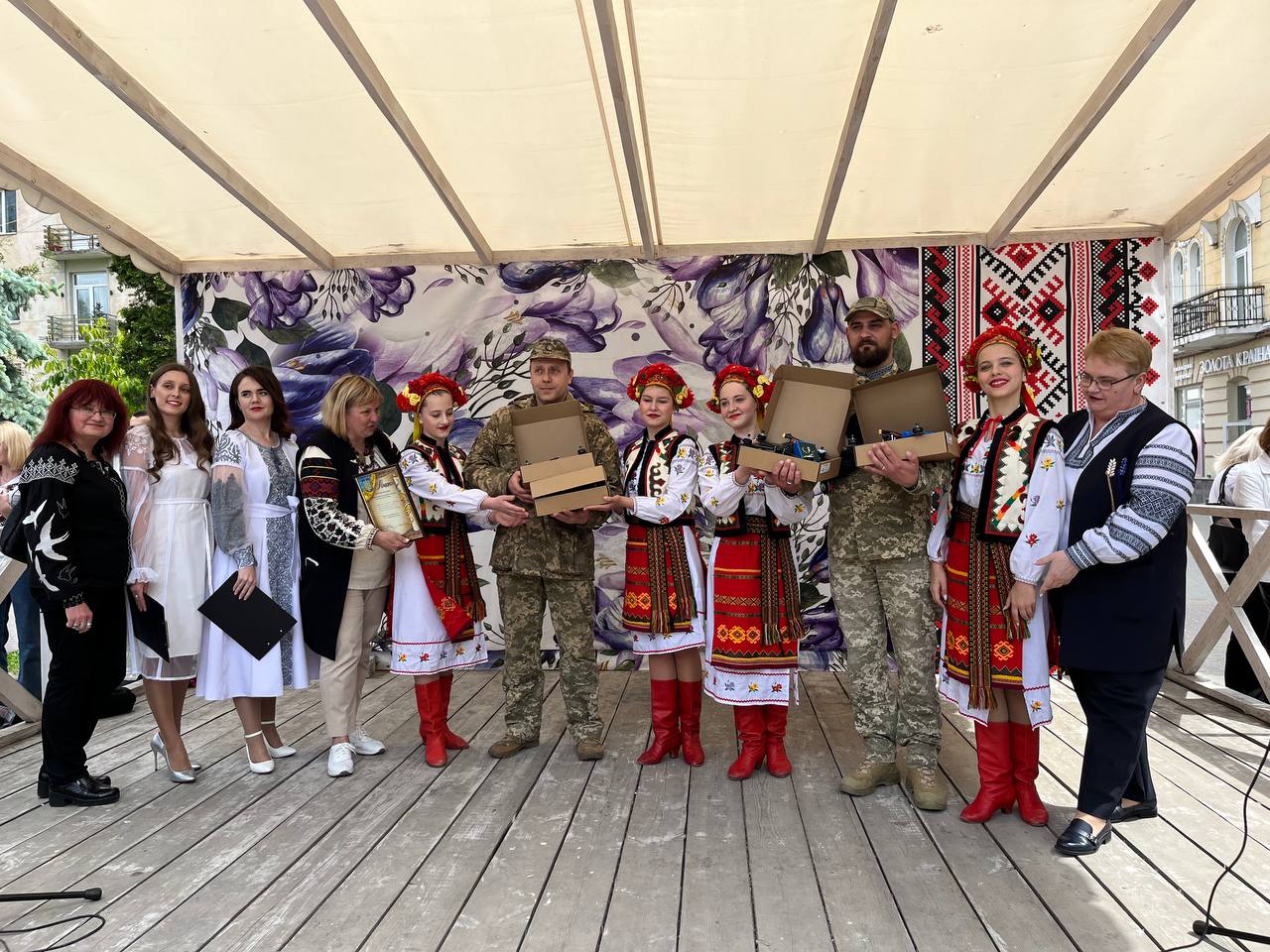 Новини Тернополя - фото з Як тернополяни День вишиванки відзначили: репортаж