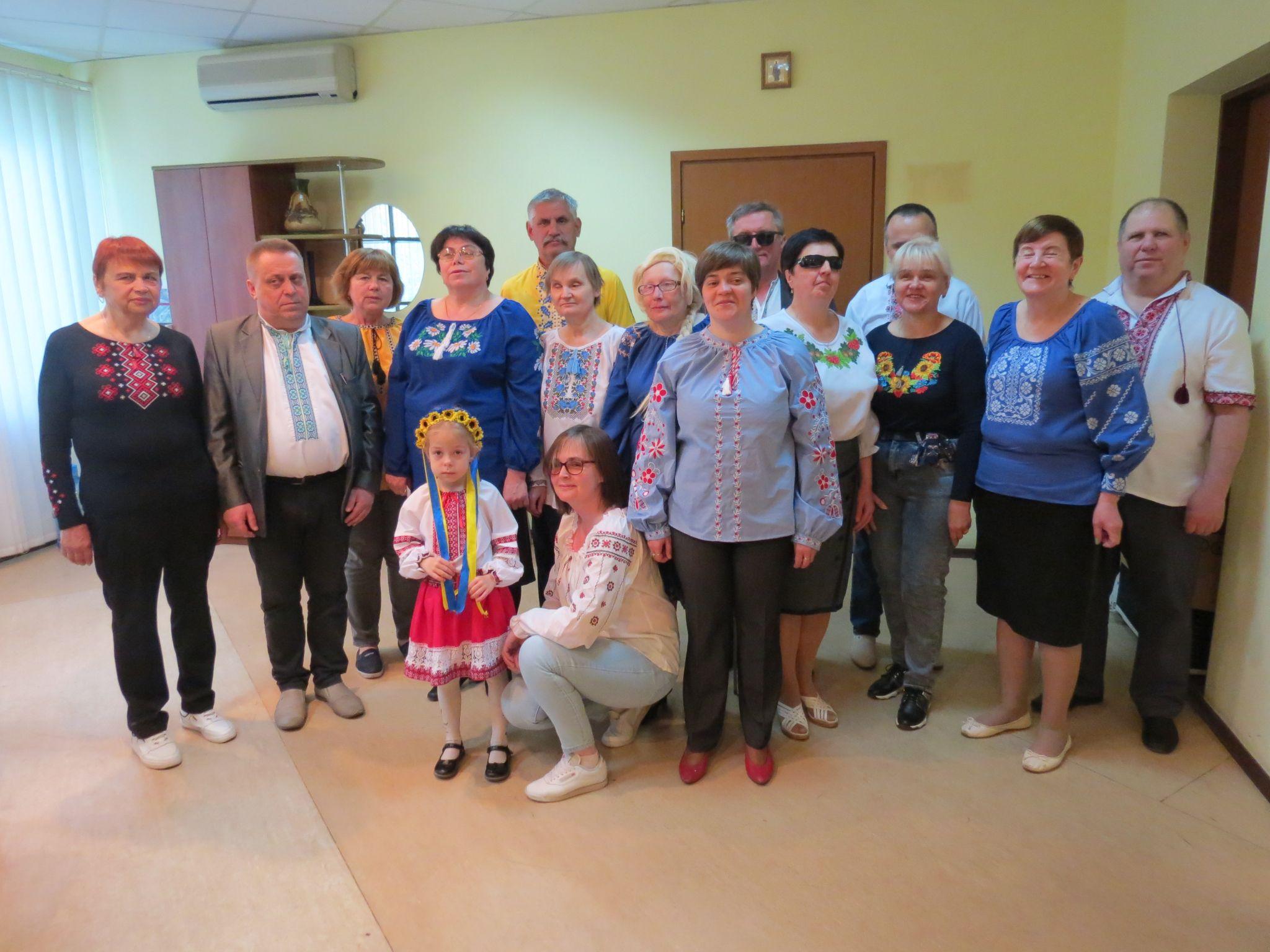 Новини Вінниці - фото з У Вінниці співали пісні і читали вірші про вишиванку