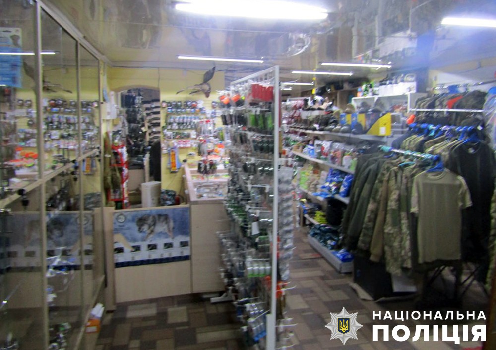 бердичівські поліцейські оголосили про підозри трьом причетним до крадіжок