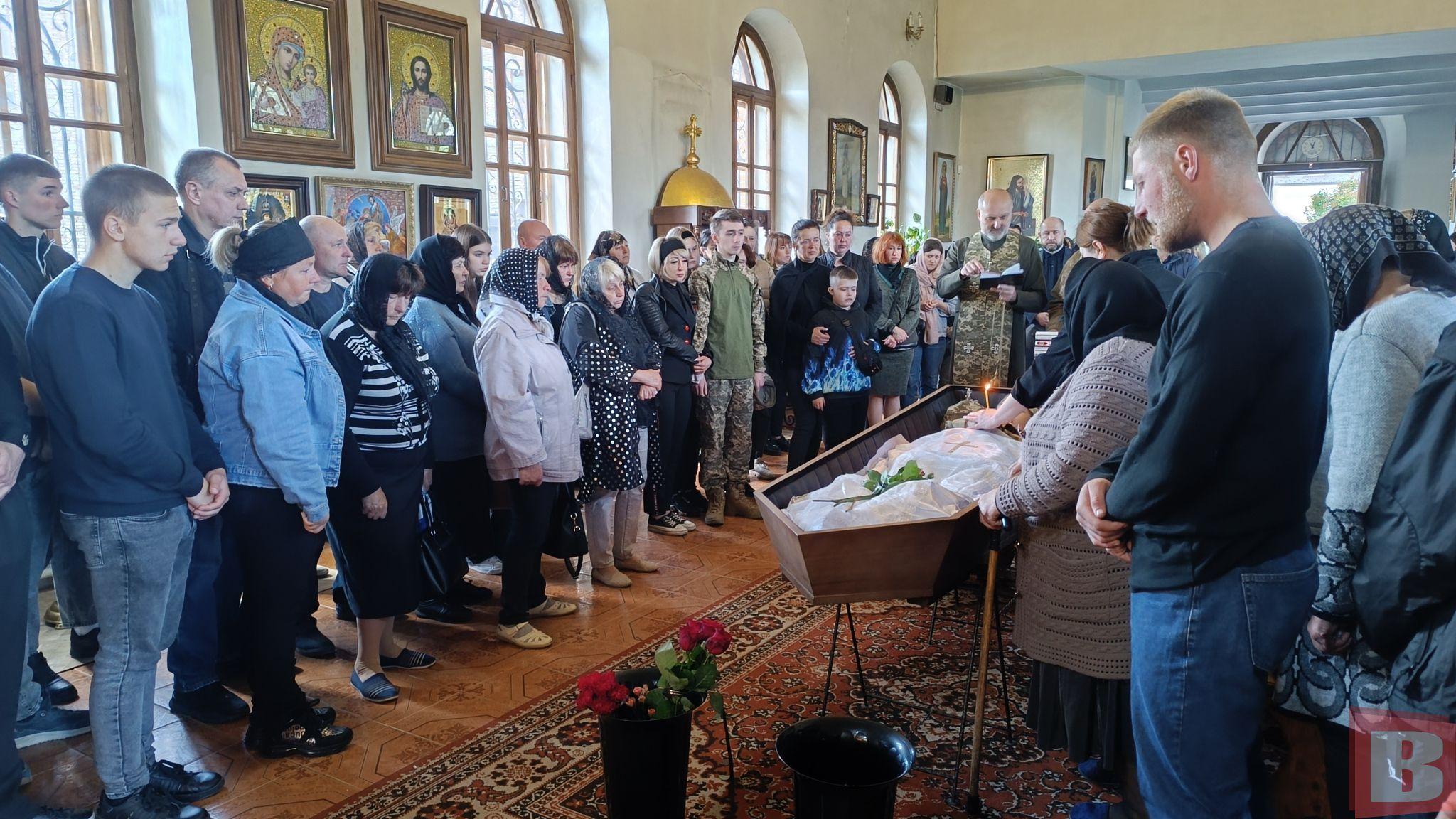 Новини Хмельницького - фото з У 18 років пішов воювати. Попрощалися з хмельничанином-азовцем Павлом Фостиком