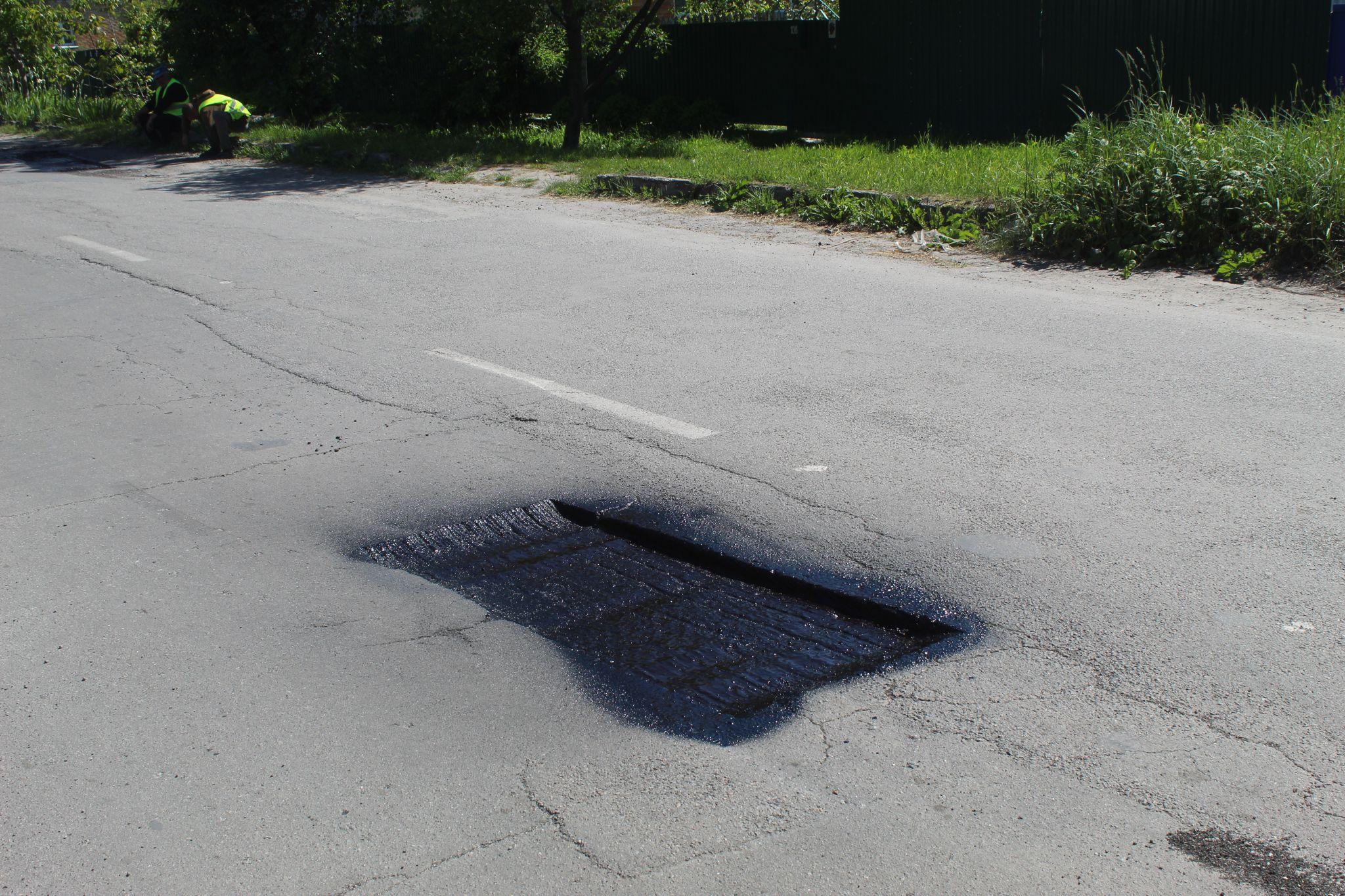 Новини Козятина - фото з Закладали нарізані карти асфальтом і трохи ліпили саманами